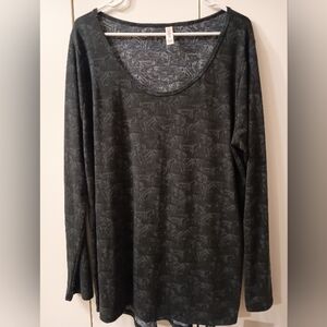 LuLaRoe Gray Fitted Long Sleeve Blouse